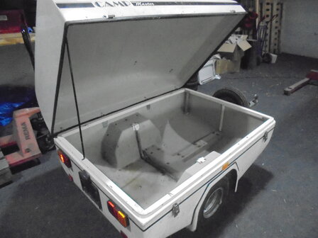 TM600 L White, used