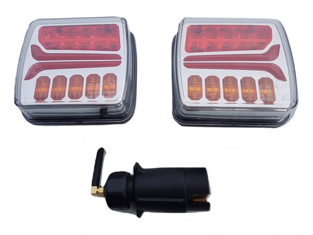 - Taillight 4 functions, 150x80 LED, Li + Re LEDlight.